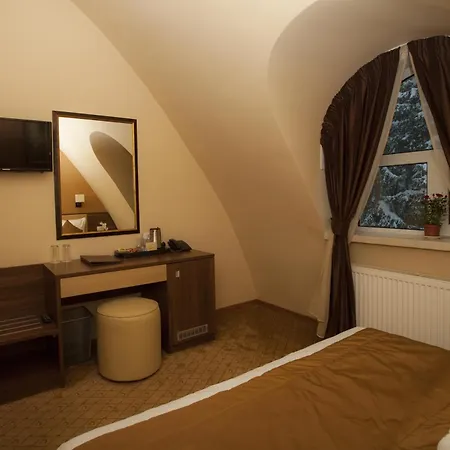 فندق Family Saint George 3*